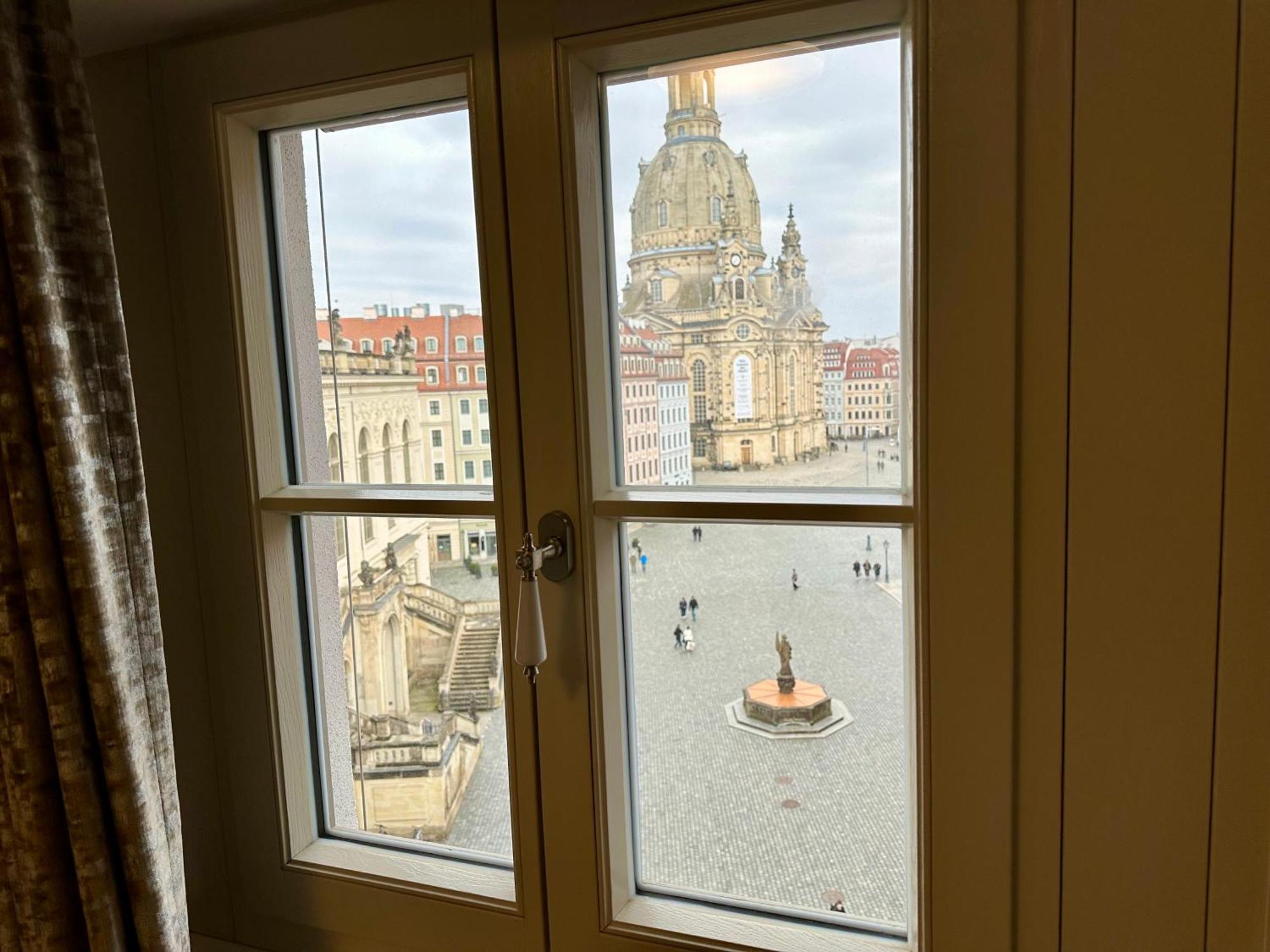 Exklusives Apartment Mit Einmaligem Blick Zur Frauenkirche - Parkplatz Kostenfrei Dresden Eksteriør bilde
